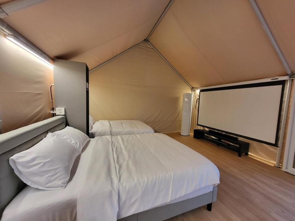 Namhae Siseon Glamping Pension Екстериор снимка